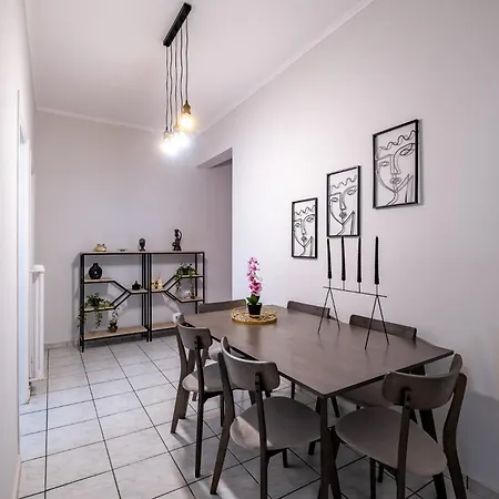 Lovely And Modern 3bd Close To Ampelokipoi Metro *